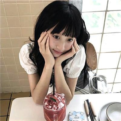 捆著你,困著我